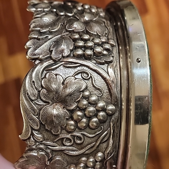 Vintage Wine Bottle Coaster in Silver Plate with felt bottom - Picture 1 of 9